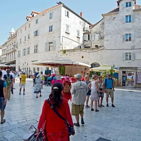 Diocletian'S Finest Luxury Apartment *